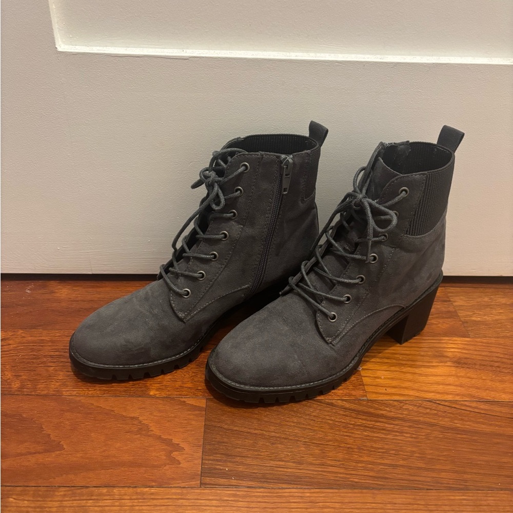 Market & Spruce Women's Gray Boots Size 6.5